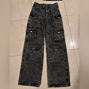 No stretch, wide leg space.